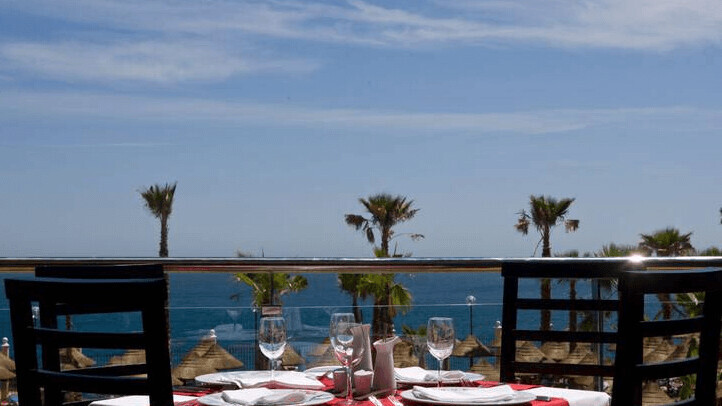 Holiday World Polynesia Hotel